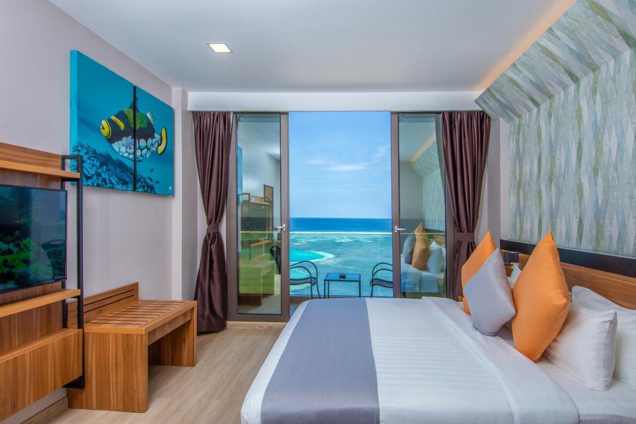 Hotel Triton Prestige Seaview And 4*